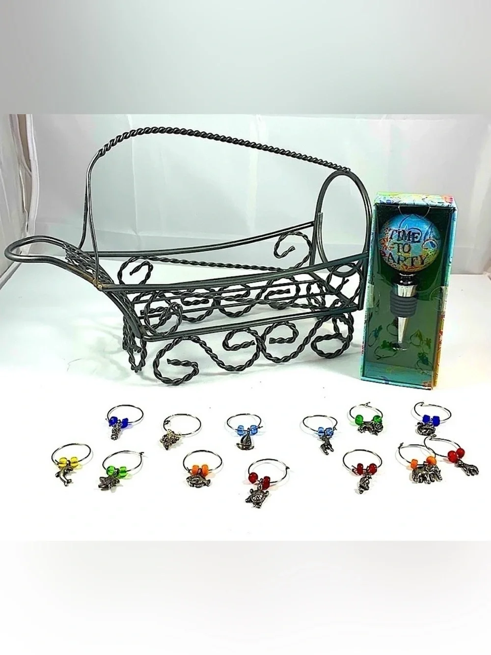 WINE CADDY, WINE CHARMS & WINE BOTTLE STOPPER